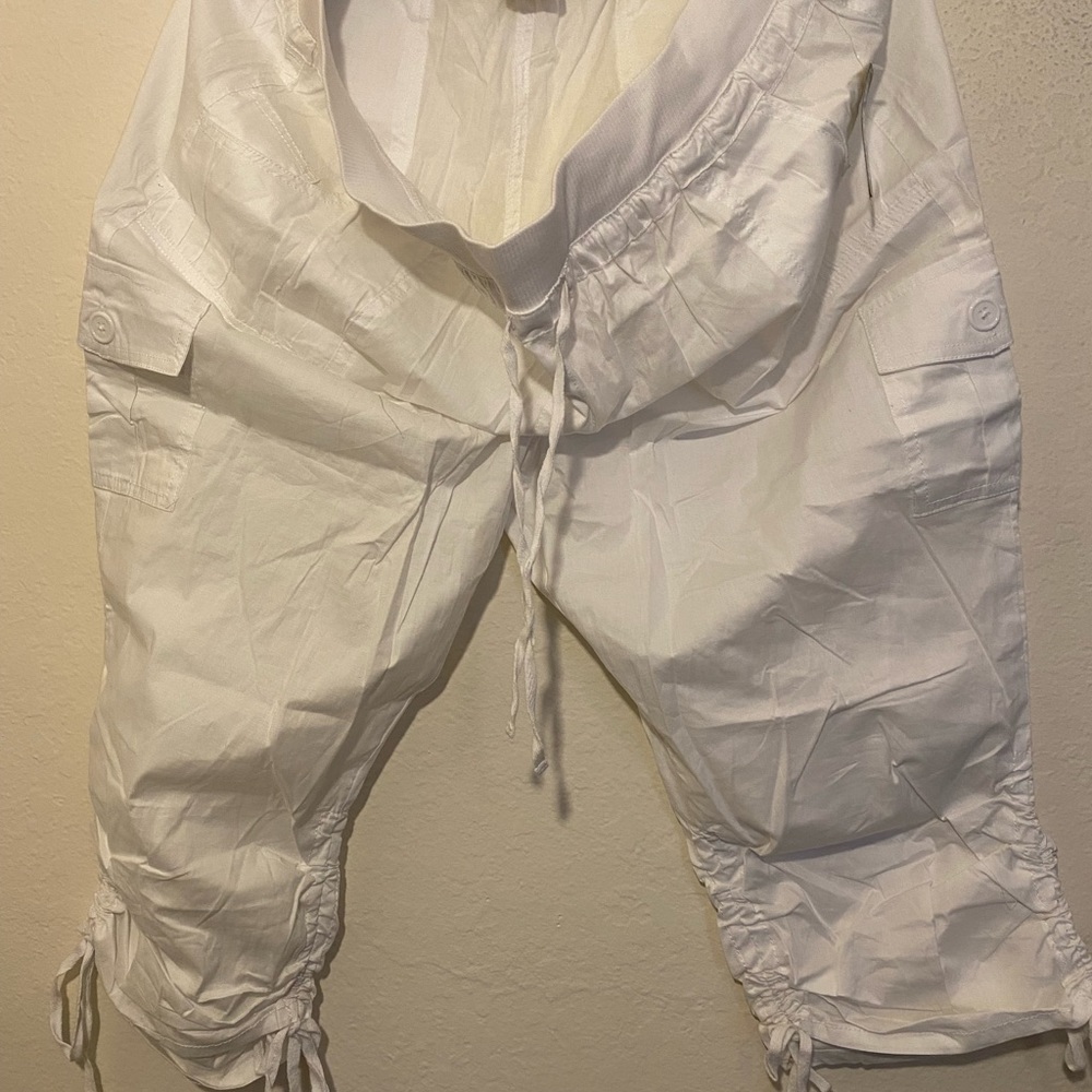White cargos